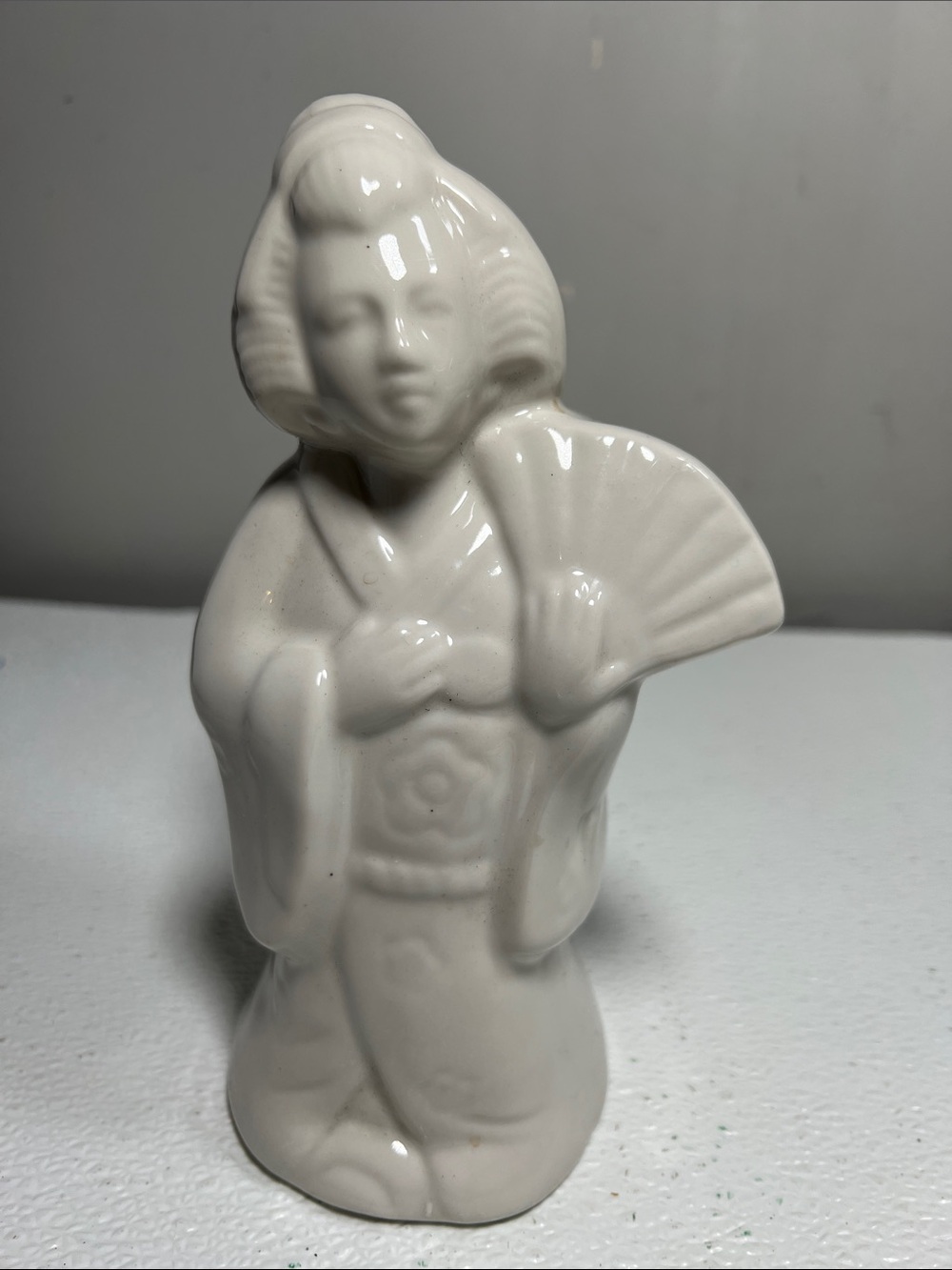 Vintage Benihana Geisha Girl Ceramic Tiki Sake Mug Chopstick Holder